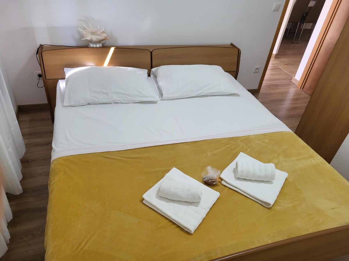 Apartment Luna Malinska Eksteriør billede